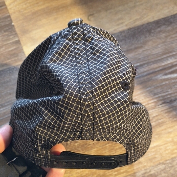 Armani Exchange Dark Grid Pattern Cap - Picture 4 of 6